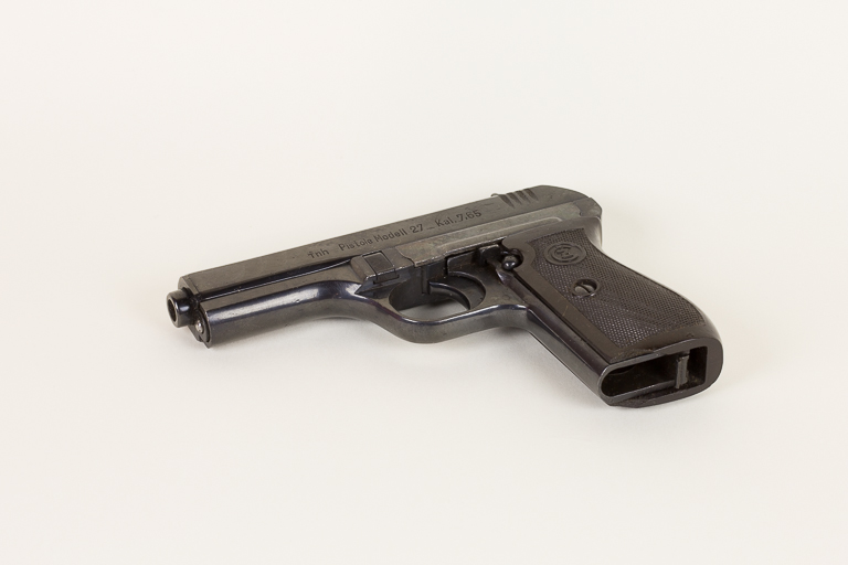 Pistola CZ modello 27 di fabbricazione cecoslovacca in dotazione all'esercito tedesco